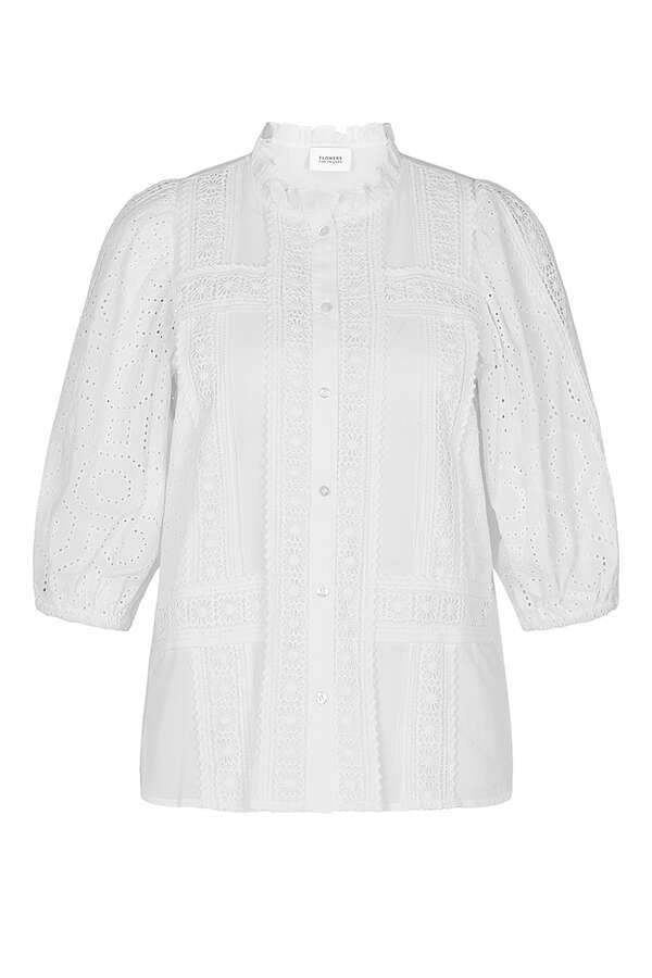 Bluse mit feiner Stickerei